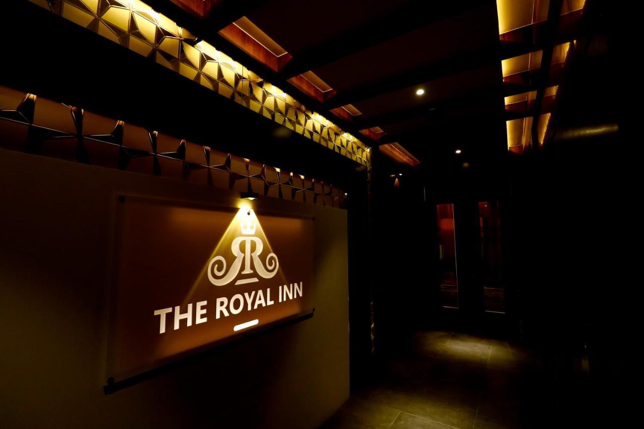 Hotel The Royal Inn Baramati Luaran gambar